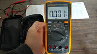 Fluke 17B+ Digital Multimeter with Temperature Measurement - Master